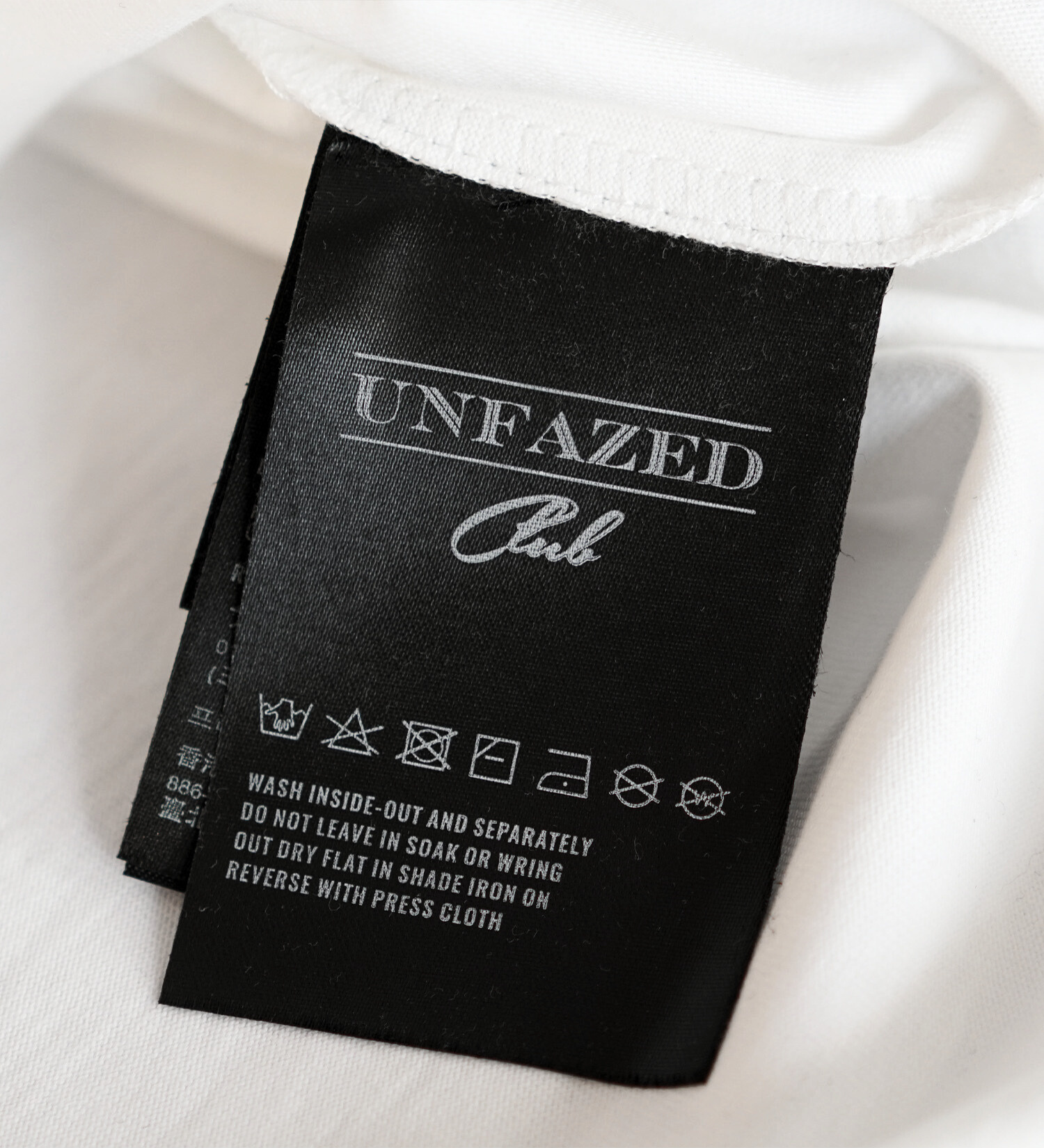 UNFAZED CLUB TEE – DROP 001 / White