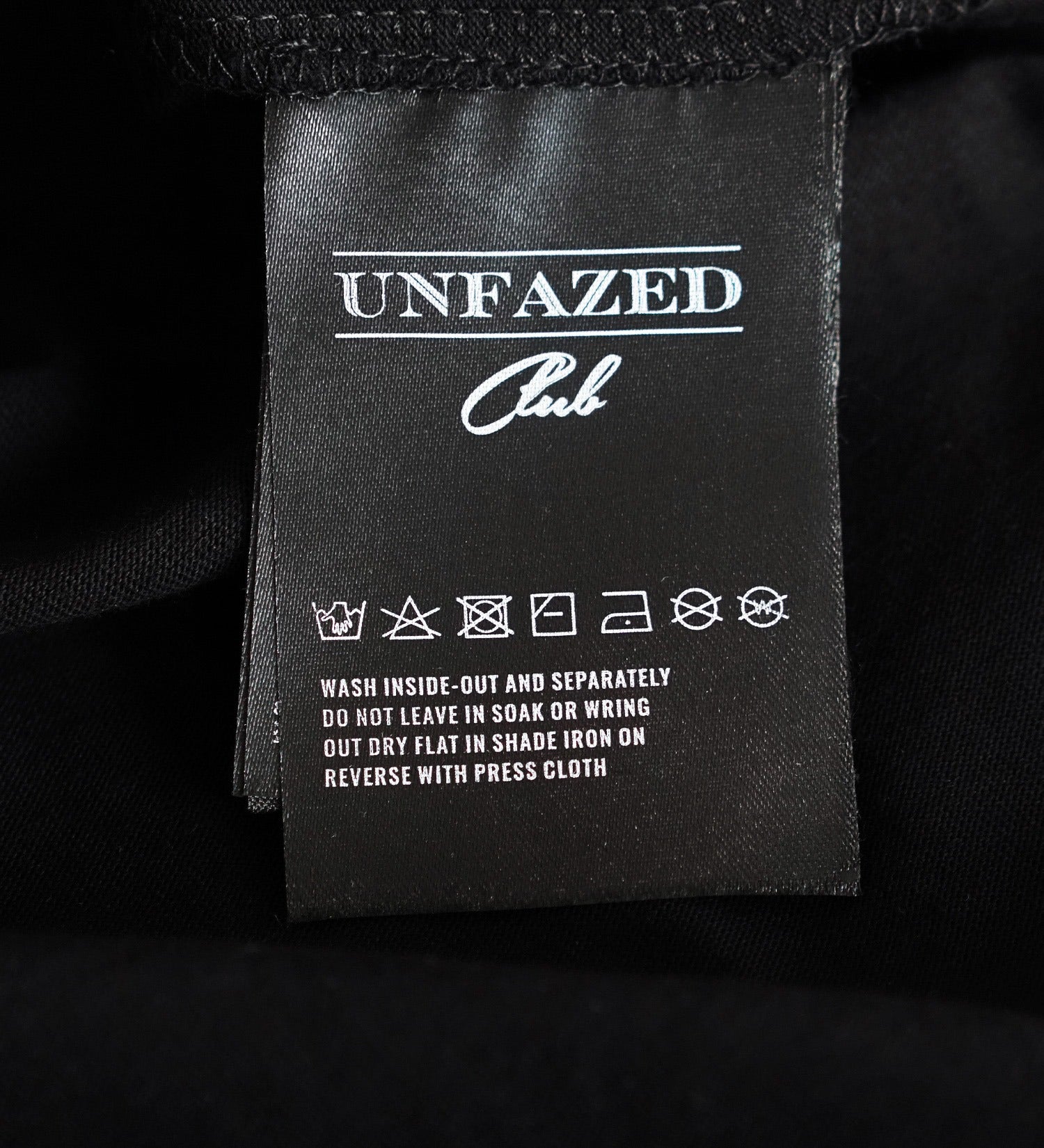 UNFAZED CLUB TEE – DROP 001 / Black
